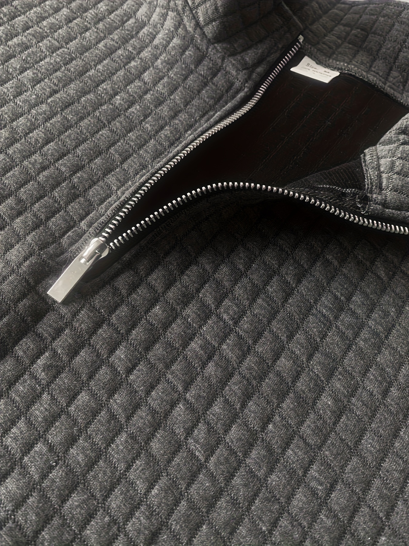 new mens spring and autumn winter solid color jacquard waffle zipper stand collar sweatshirt details 3