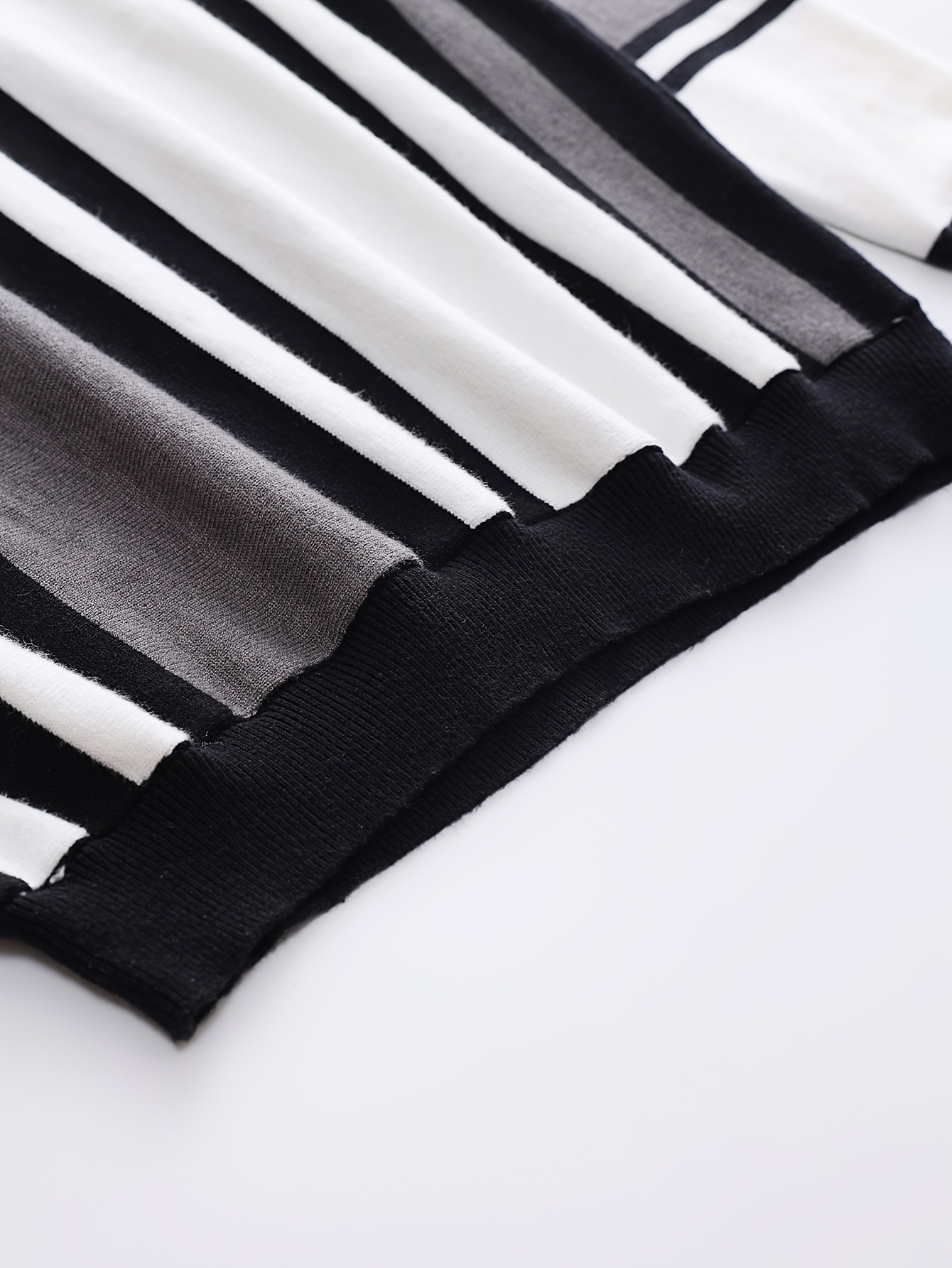 color block design chic sweater mens casual warm high stretch crew neck pullover sweater for fall winter details 13